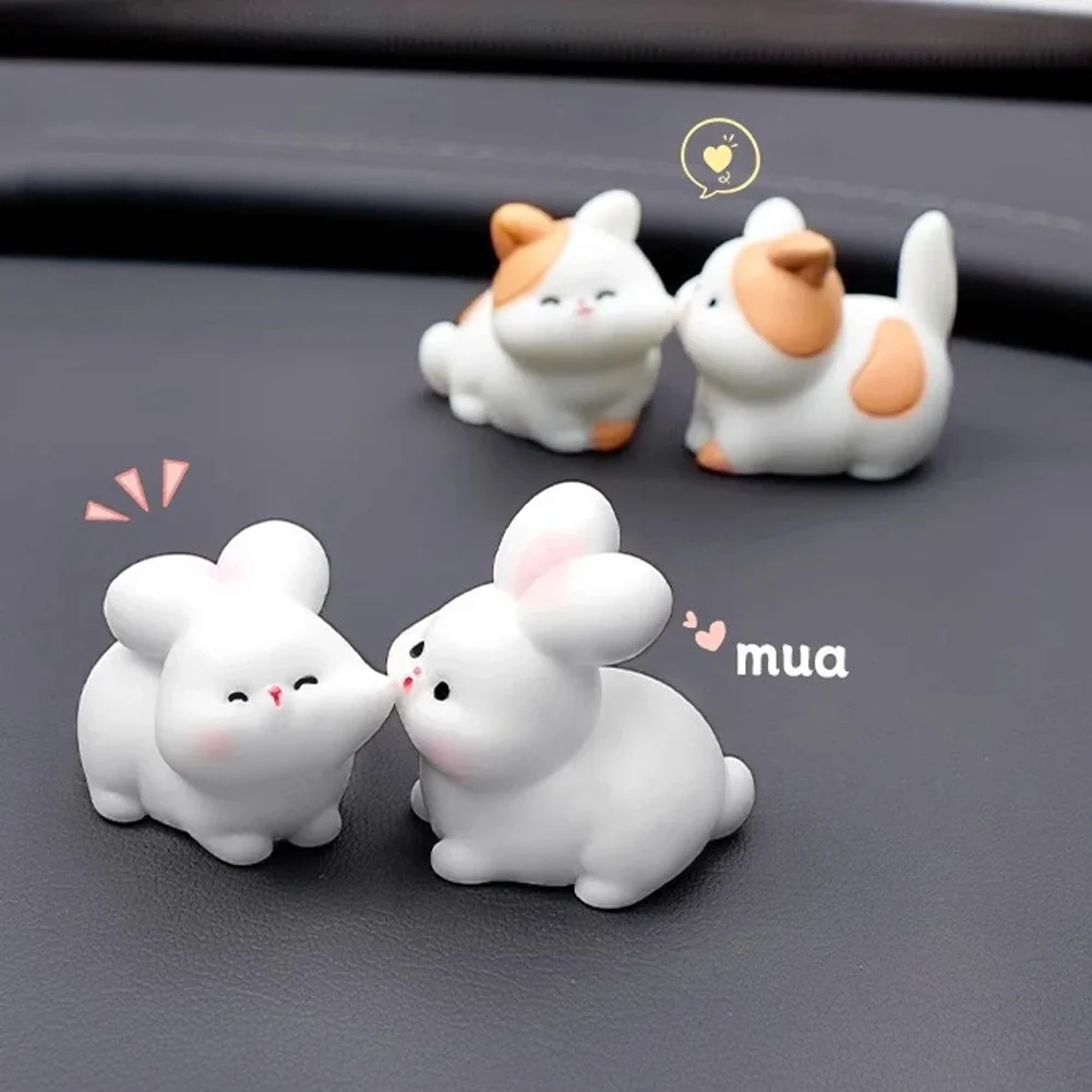 2Pcs Cartoon Kiss Face Rabbit Kitten Doll Ornaments Funny Resin Ducks Frogs Figurines Ornaments Car Interior Dashboard Ornaments
2Pcs Cartoon Kiss Face Rabbit Kitten Doll Ornaments Funny Resin Ducks Frogs Figurines Ornaments Car Interior Dashboard Ornaments
