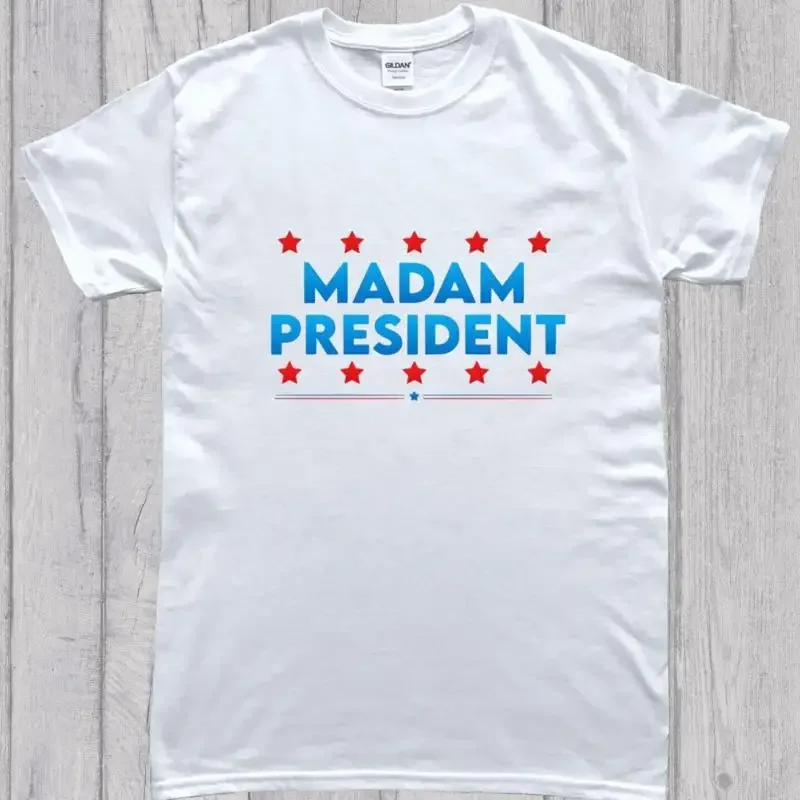 Футболка унисекс Madam President, выборы США, Камала Харрис
Футболка унисекс Madam President, выборы США, Камала Харрис