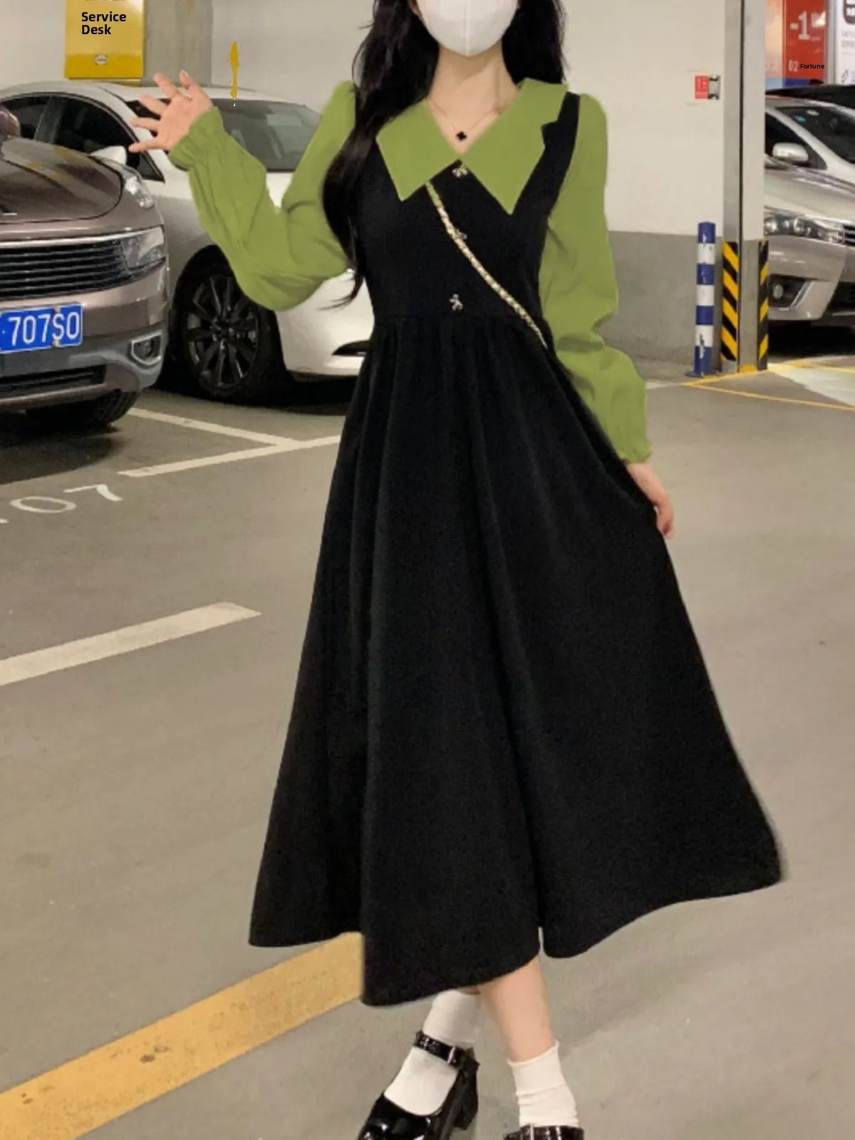 Elegant Shirt Dress Women's Autumn Winter Unique Splicing Slimming Waist Cinched Midi Dress Fashionable Faux Two-Piece Gown
Elegant Shirt Dress Women's Autumn Winter Unique Splicing Slimming Waist Cinched Midi Dress Fashionable Faux Two-Piece Gown