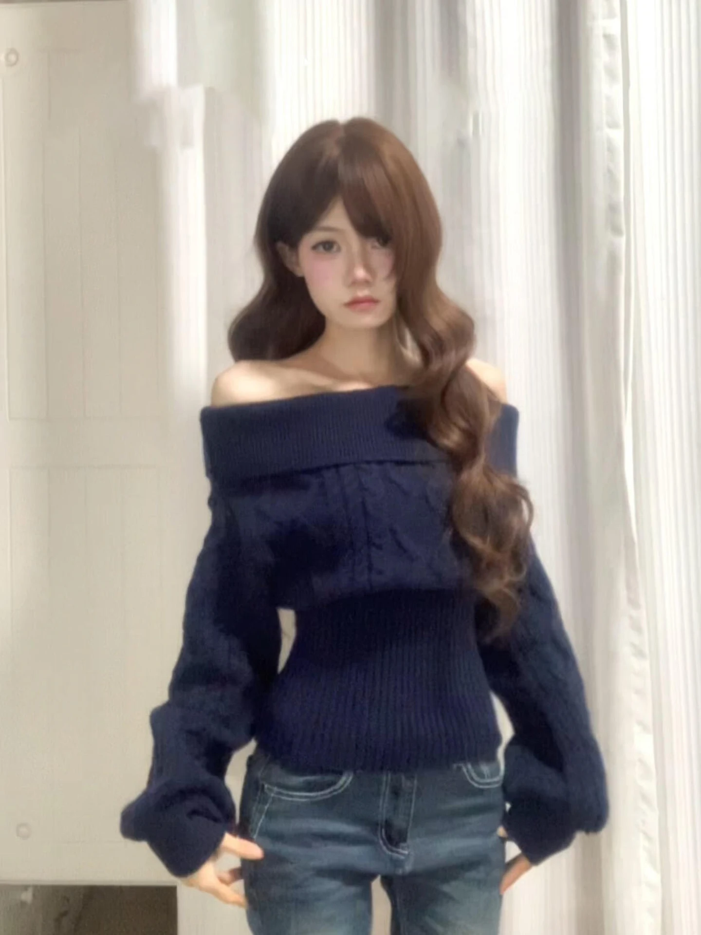 Стильный повседневный женский вязаный свитер с длинным рукавом, облегающий, королевский синий, удобный топ
Стильный повседневный женский вязаный свитер с длинным рукавом, облегающий, королевский синий, удобный топ