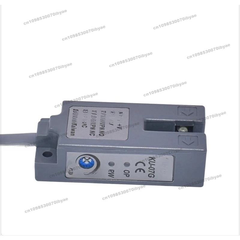 2pcs Suitable for Slot Type Photoelectric Switch KU-07G Sensor, Electric Eye U-shaped Milk Tea Sealing Machine, White Light
2pcs Suitable for Slot Type Photoelectric Switch KU-07G Sensor, Electric Eye U-shaped Milk Tea Sealing Machine, White Light