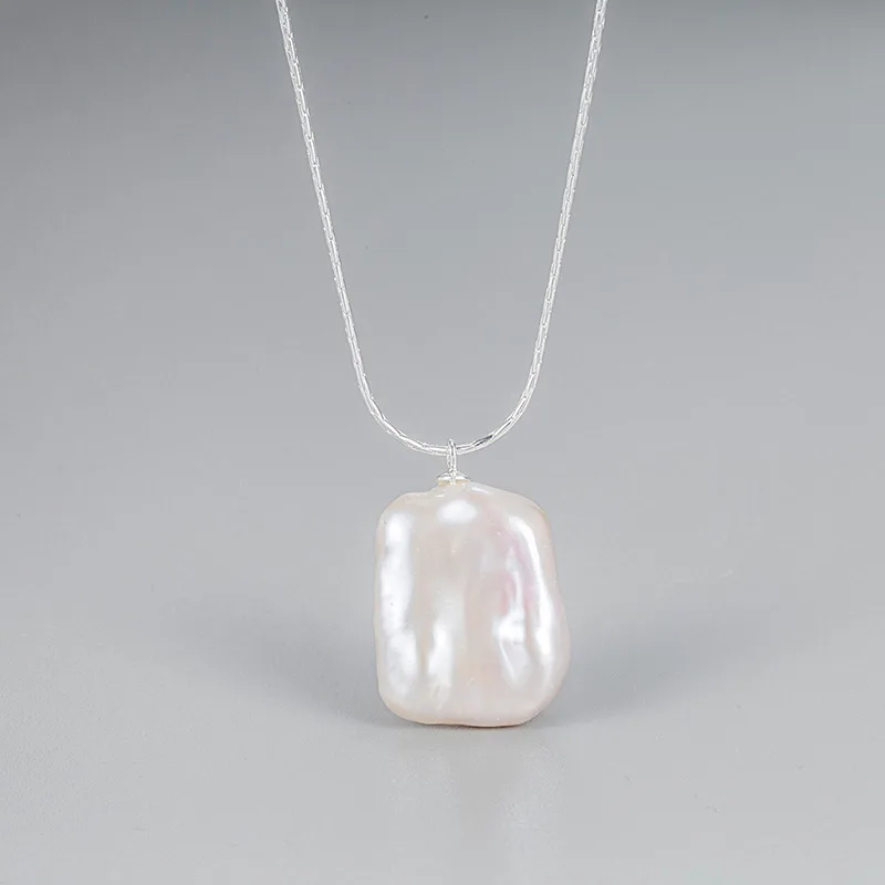 Hengsheng Big Baroque Freshwater Pearl Pendant Necklaces for Women 45cm Length Collarbone Chain Pendant Jewelry Gift
Hengsheng Big Baroque Freshwater Pearl Pendant Necklaces for Women 45cm Length Collarbone Chain Pendant Jewelry Gift