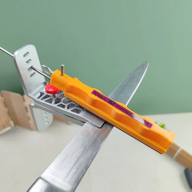 Handheld Knife Sharpening System Professional Knife Sharpener with Controlled Angle Knife Sharpener Professional with Whetstone
Handheld Knife Sharpening System Professional Knife Sharpener with Controlled Angle Knife Sharpener Professional with Whetstone