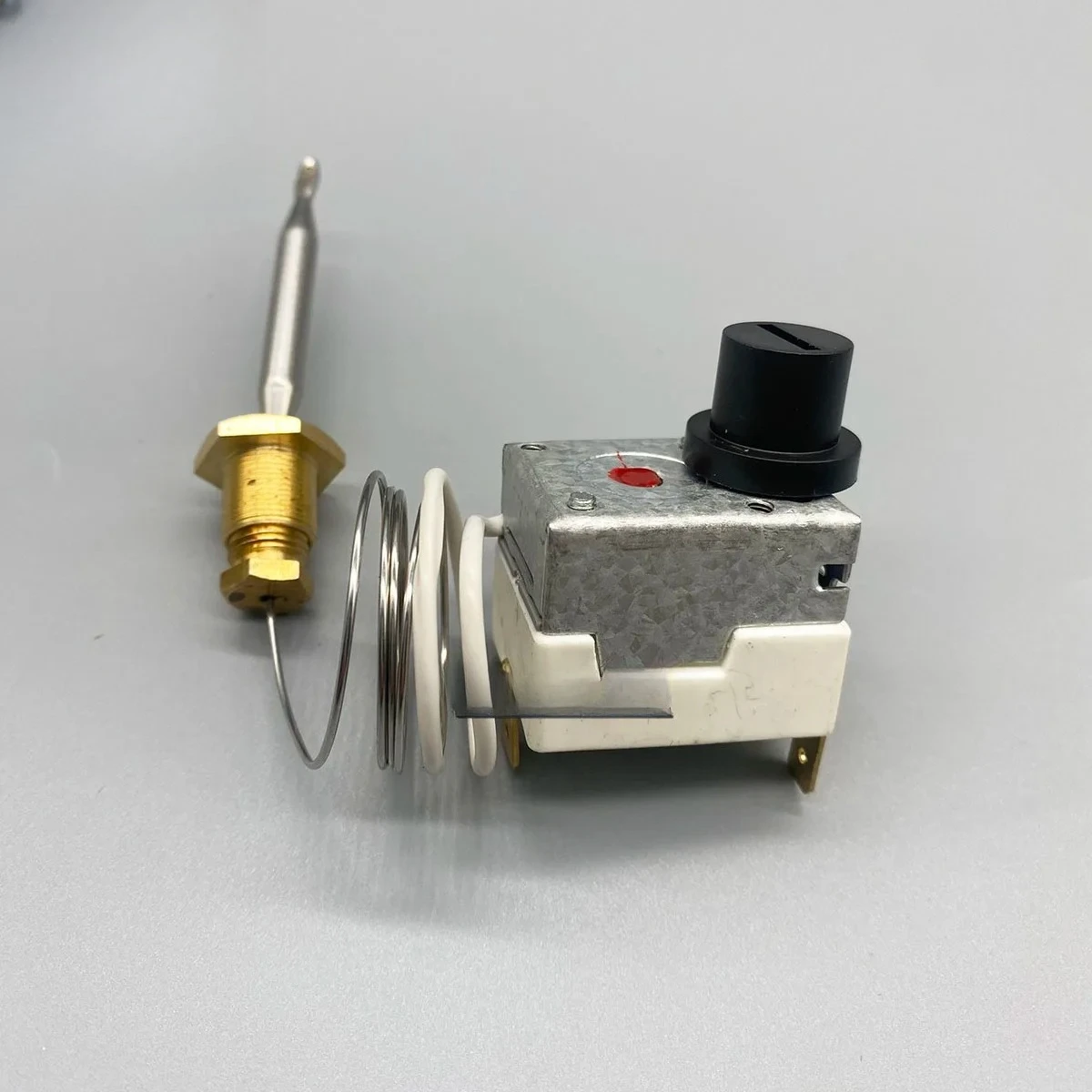 Universal Steam Cabinets Spare Parts Temperature Control 250V 16A 135 Degree Thermostat With Brass Metal Nut
Universal Steam Cabinets Spare Parts Temperature Control 250V 16A 135 Degree Thermostat With Brass Metal Nut