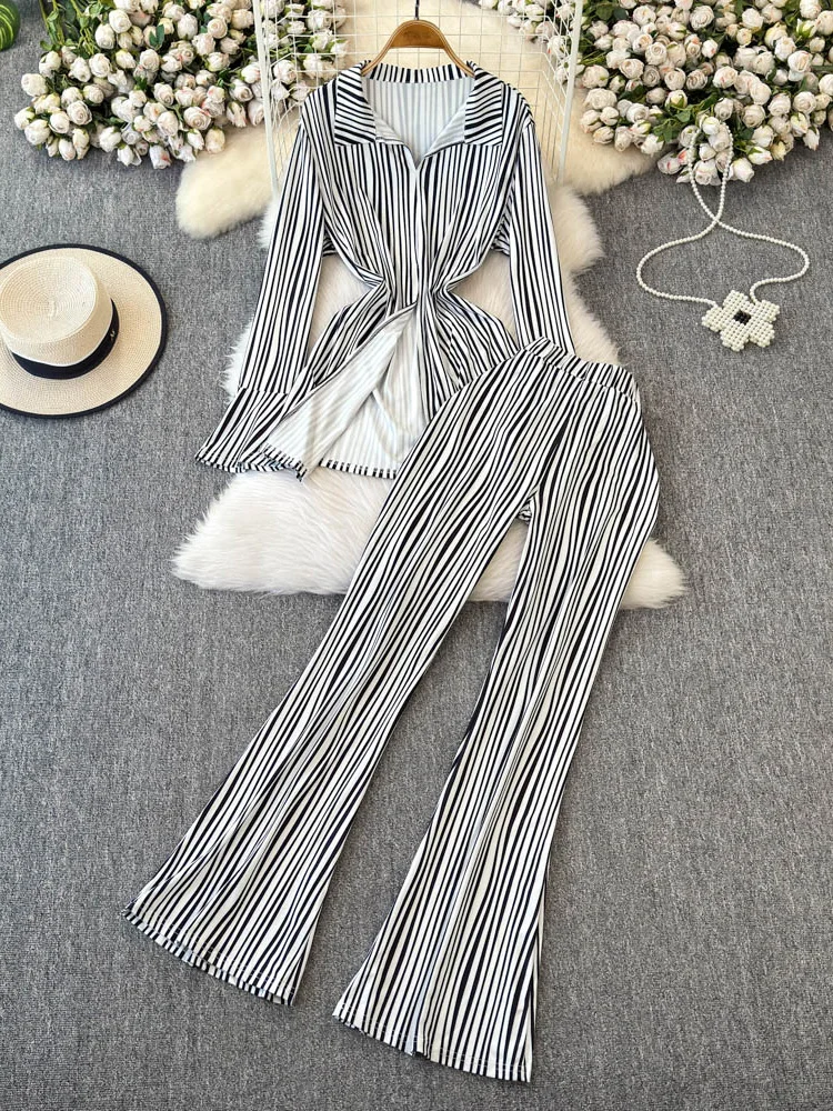 Women's Autumn Pant Sets Fashion Split Flared Sleeves and Striped Shirt+high Waist Slimming Wide Leg Pants Two-piece Set TP017
Women's Autumn Pant Sets Fashion Split Flared Sleeves and Striped Shirt+high Waist Slimming Wide Leg Pants Two-piece Set TP017