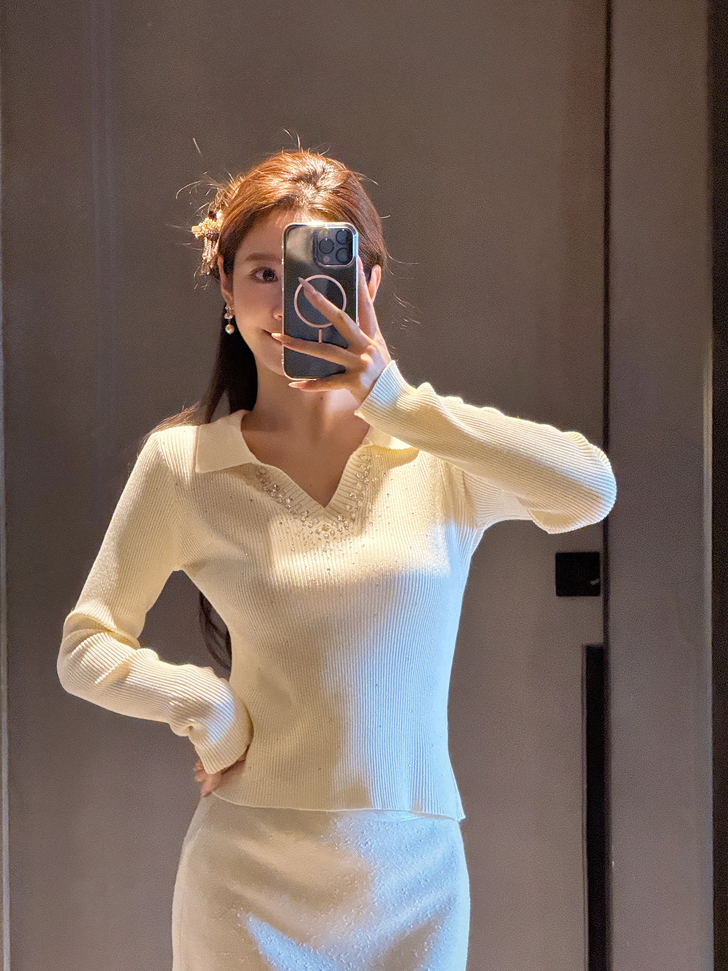 Трикотажный свитер Sli с воротником, плотный, универсальный, теплый, приталенный, с длинными рукавами, украшенный жемчугом, из смесового полиэстера, женский
Трикотажный свитер Sli с воротником, плотный, универсальный, теплый, приталенный, с длинными рукавами, украшенный жемчугом, из смесового полиэстера, женский