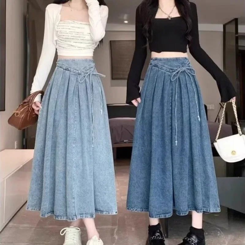 High-waisted Denim A-Line Elastic Waist Temperament Fashionable Denim Streetwear Casual Chic Skirt New Style Spring Autumn
High-waisted Denim A-Line Elastic Waist Temperament Fashionable Denim Streetwear Casual Chic Skirt New Style Spring Autumn