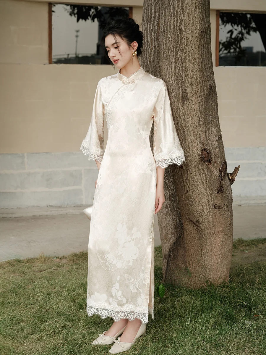 Новое китайское кружевное платье с узором хризантемы, женское летнее платье-ципао 2025 года с длинными рукавами и вставками, цвет светло-оранжевый
Новое китайское кружевное платье с узором хризантемы, женское летнее платье-ципао 2025 года с длинными рукавами и вставками, цвет светло-оранжевый