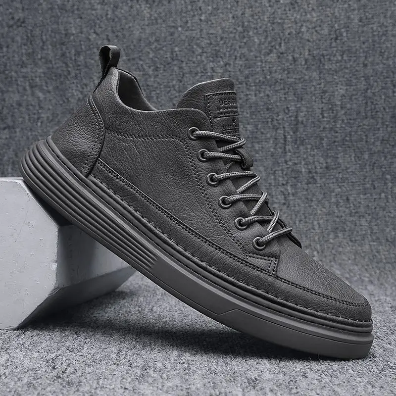 2025 Men's British Retro Leather Lace-Up Sneakers Black Casual Oxford Shoes for Students Spring/Fall Trendy Versatile Footwear
2025 Men's British Retro Leather Lace-Up Sneakers Black Casual Oxford Shoes for Students Spring/Fall Trendy Versatile Footwear