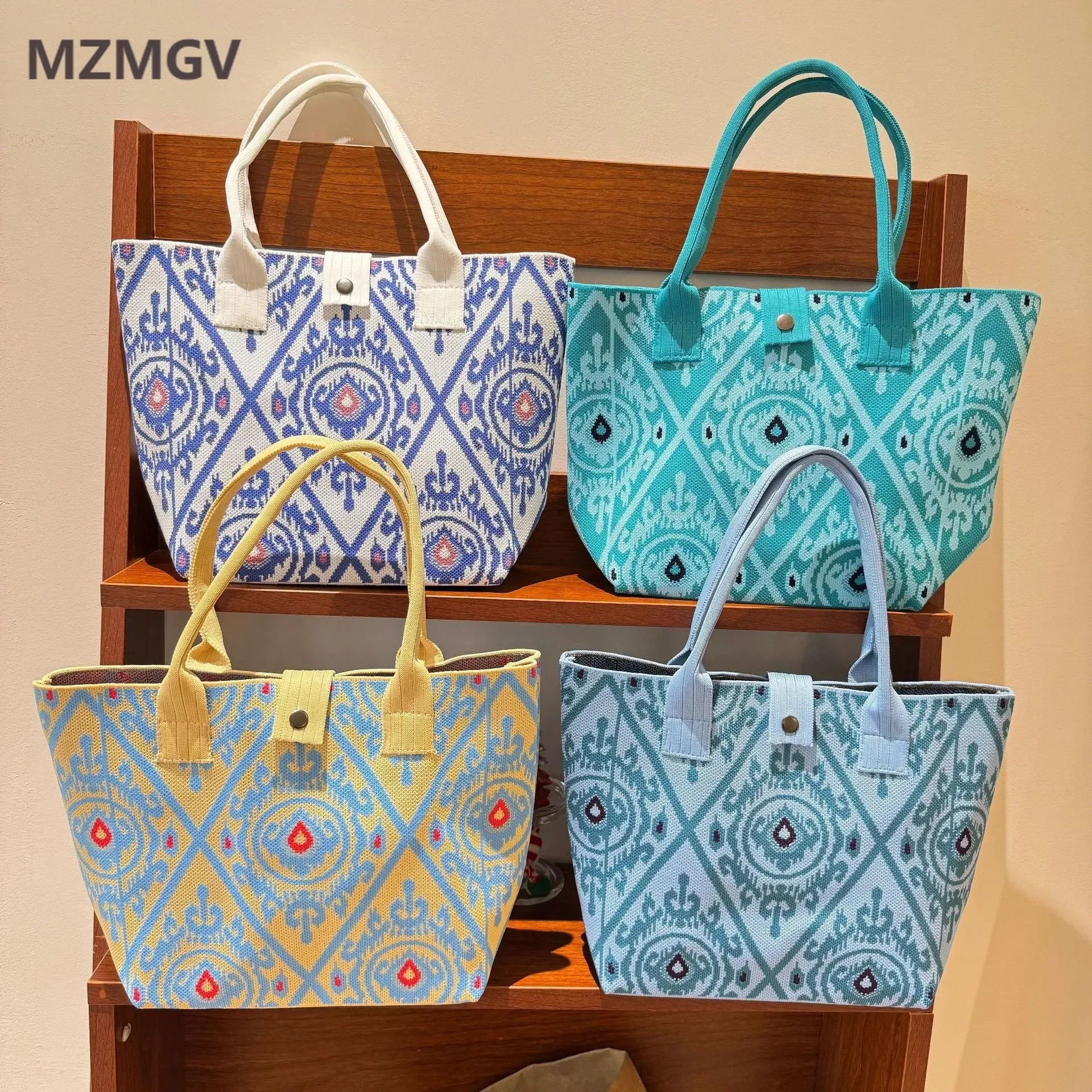 Women's Vintage Weave Ethnic Style Handbag Fashion Large Capacity Bohemian Handwoven Tote Bag Lady Knitting Gypsy Casual Travel
Women's Vintage Weave Ethnic Style Handbag Fashion Large Capacity Bohemian Handwoven Tote Bag Lady Knitting Gypsy Casual Travel
