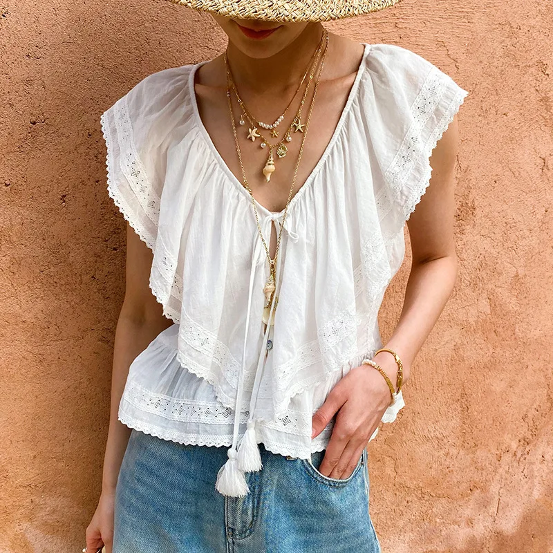 Vintage French Boho Lace Embroidery Blouse Shirt White Cotton Top Women V Neck Tie Front Flutter Sleeve Loose Summer Sexy Tops
Vintage French Boho Lace Embroidery Blouse Shirt White Cotton Top Women V Neck Tie Front Flutter Sleeve Loose Summer Sexy Tops