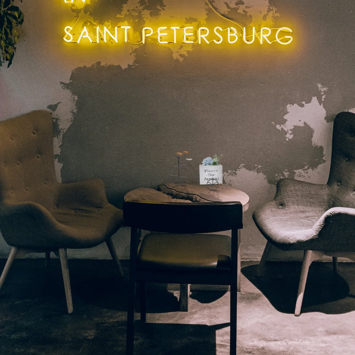 Durable Wooden Flower Box White Large Size Decorative Craft Planter Floral Container Modern Home Office Decor Flower Box
Durable Wooden Flower Box White Large Size Decorative Craft Planter Floral Container Modern Home Office Decor Flower Box