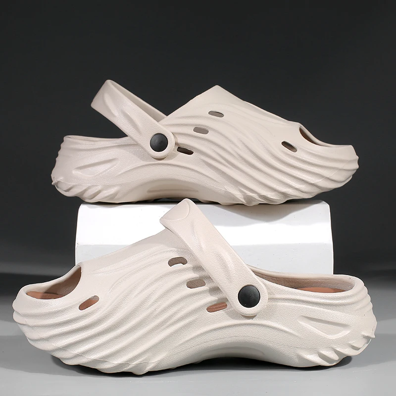 Summer Men's Beach Clogs Outdoor Slippers Anti-slip Slides New Dsign Sandals Men Casual Water Garden Shoes Male Beach Slippers
Summer Men's Beach Clogs Outdoor Slippers Anti-slip Slides New Dsign Sandals Men Casual Water Garden Shoes Male Beach Slippers