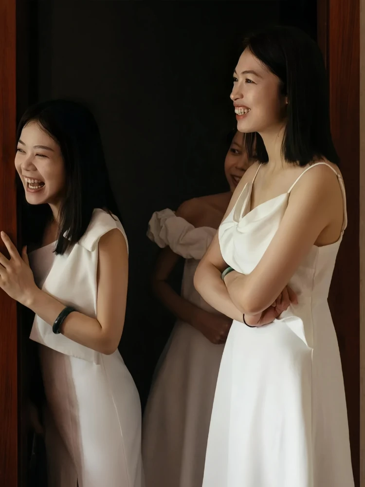 Elegant White Fairy Tale Style Wedding Dress for Maids of Summer 2025 New Arrival Versatile Daily Wear Sister Group Dress
Elegant White Fairy Tale Style Wedding Dress for Maids of Summer 2025 New Arrival Versatile Daily Wear Sister Group Dress
