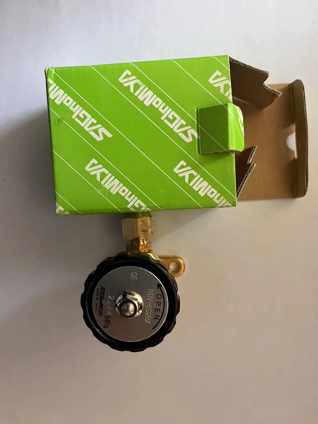 Контрольный клапан SAGINOMIYA NBV-502BX, новый оригинальный 1/4 расклешенный клапан
Контрольный клапан SAGINOMIYA NBV-502BX, новый оригинальный 1/4 расклешенный клапан