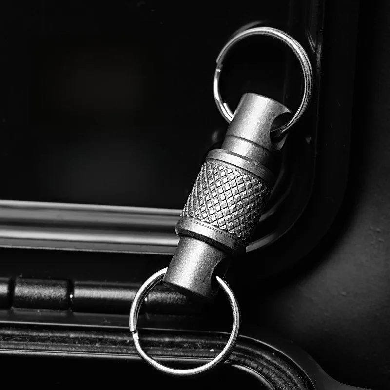 1pcs Titanium Alloy Keychain Quick Pull Lock Car Mini Universal Rotating Ring EDC Small Tool Key Accessories Outdoor Tools
1pcs Titanium Alloy Keychain Quick Pull Lock Car Mini Universal Rotating Ring EDC Small Tool Key Accessories Outdoor Tools