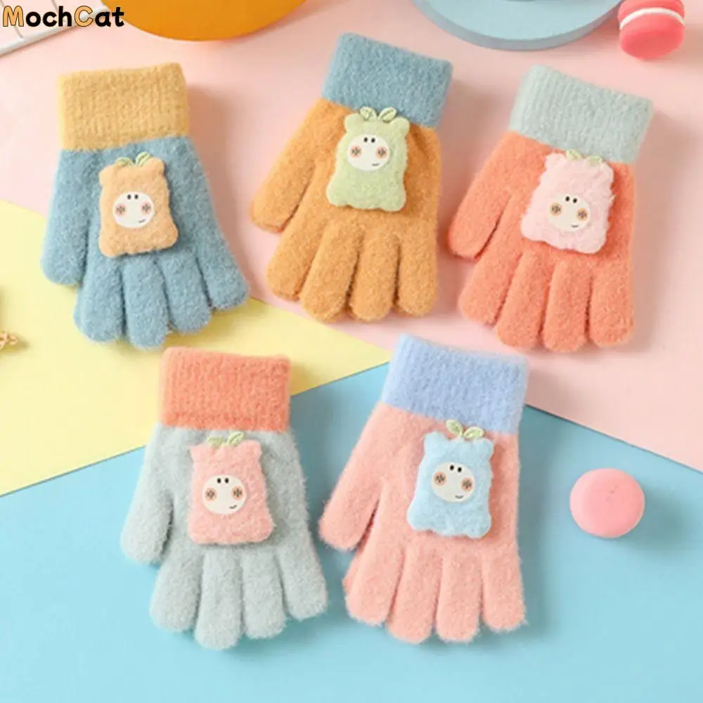 Comfortable Full Finger Pig Face Contrast Color Cold-proof Korean Style Winter Gloves Children Gloves Mittens Knitting Gloves
Comfortable Full Finger Pig Face Contrast Color Cold-proof Korean Style Winter Gloves Children Gloves Mittens Knitting Gloves