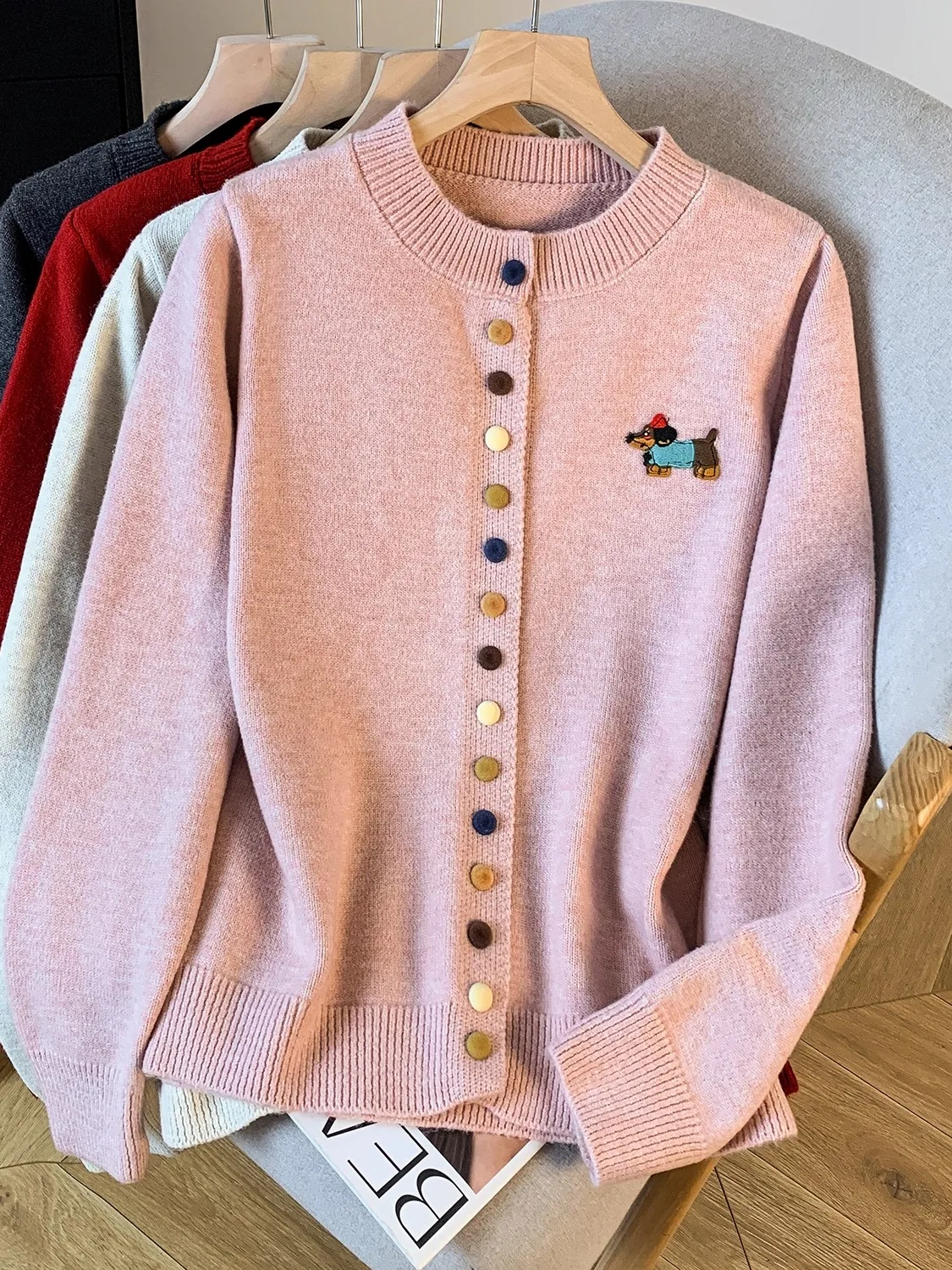 Soft Cozy round Ne Knitted Sweater Women's Long Sve Cotton Blend Autumn Winter New Sle Sweet Youthful Versatile Top
Soft Cozy round Ne Knitted Sweater Women's Long Sve Cotton Blend Autumn Winter New Sle Sweet Youthful Versatile Top