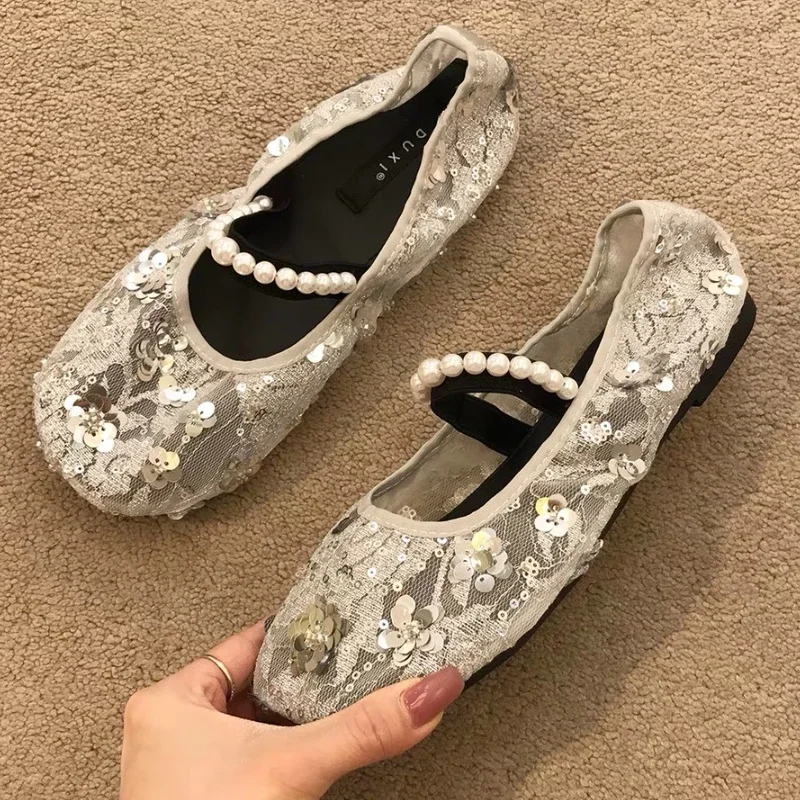 Bling Designer Mary Jane Shoes Women String Bead Дышащая сетка Мягкая подошва Дизайнерские модельные туфли Женские балетки с круглым носком
Bling Designer Mary Jane Shoes Women String Bead Дышащая сетка Мягкая подошва Дизайнерские модельные туфли Женские балетки с круглым носком