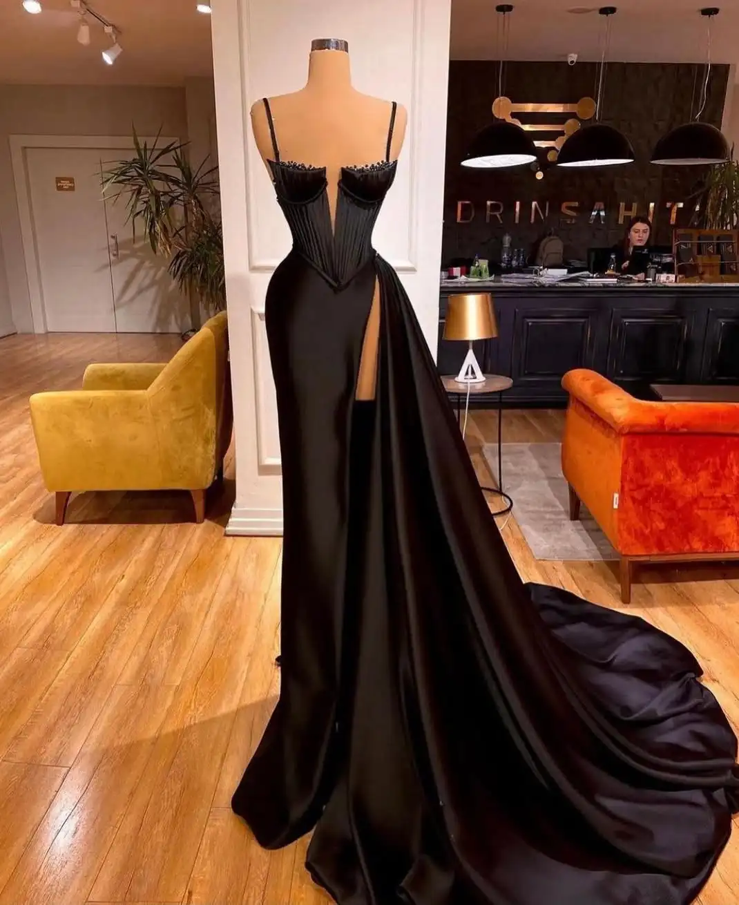 Customized Fashion Satin Straight Spaghetti Straps Pearls Evening Dresses Strapless Sleeveless Panel Train Black Prom
Customized Fashion Satin Straight Spaghetti Straps Pearls Evening Dresses Strapless Sleeveless Panel Train Black Prom
