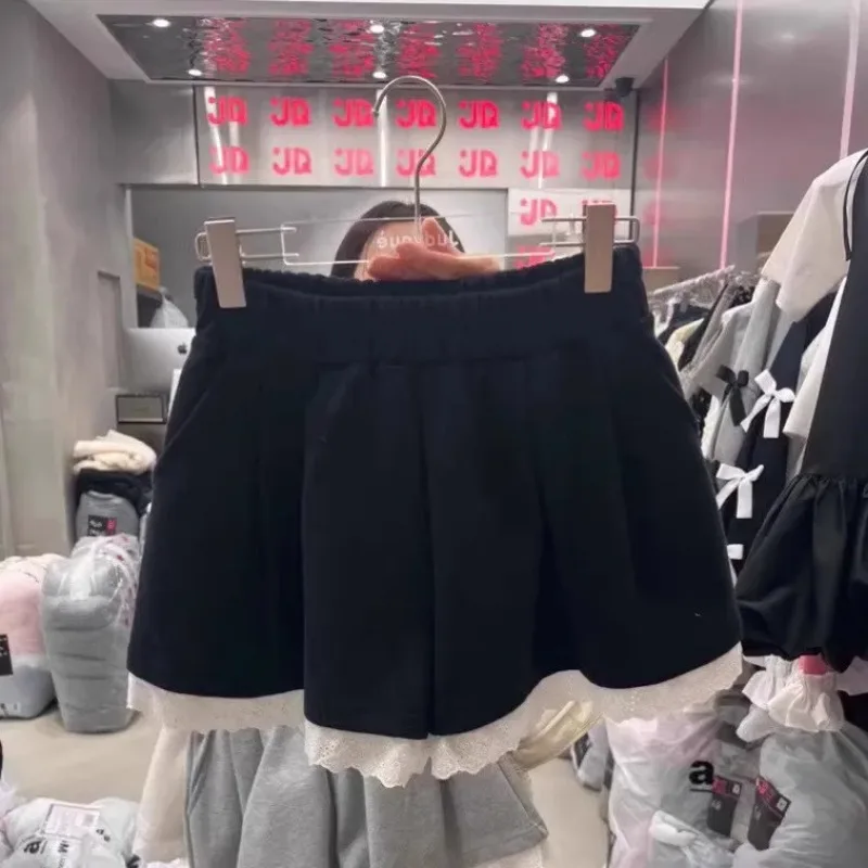 Women's Lace Trim High Waist Wide Leg Shorts Casual A-Line Hot Pants
Women's Lace Trim High Waist Wide Leg Shorts Casual A-Line Hot Pants