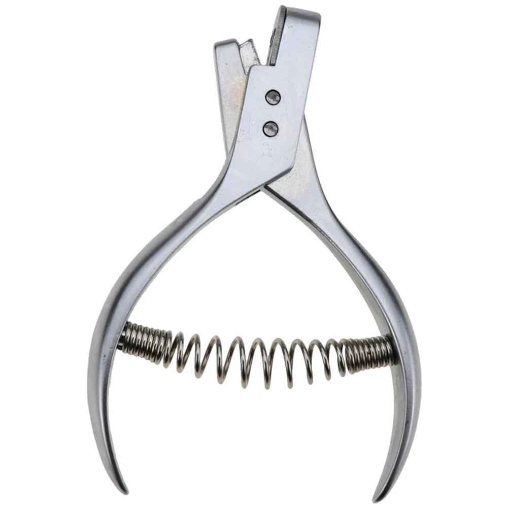 Новые высококачественные плоскогубцы, плоскогубцы для перфорации 0,59*0,12 дюйма, размер отверстия 65 # Стальные продолговатые картонные фотоперфорированные карточки
Новые высококачественные плоскогубцы, плоскогубцы для перфорации 0,59*0,12 дюйма, размер отверстия 65 # Стальные продолговатые картонные фотоперфорированные карточки