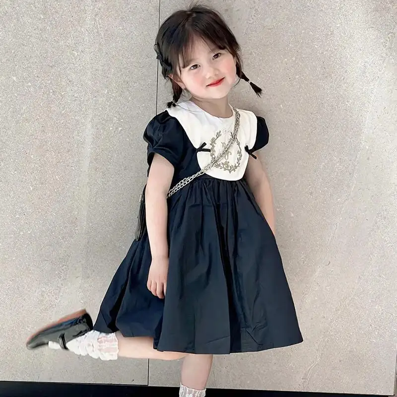 Kids Girls Elegant Puff Sleeve Dress, Black White with Embroidered Peter Pan Collar Chic Casual Comfortablesundress for Toddlers
Kids Girls Elegant Puff Sleeve Dress, Black White with Embroidered Peter Pan Collar Chic Casual Comfortablesundress for Toddlers