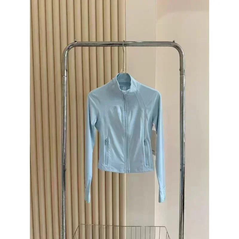 High Elastic Women's Sports Jacket Long Sleeve Zip Up Yoga Running Fitness Top with Pockets Lightweight Workout Coat
High Elastic Women's Sports Jacket Long Sleeve Zip Up Yoga Running Fitness Top with Pockets Lightweight Workout Coat