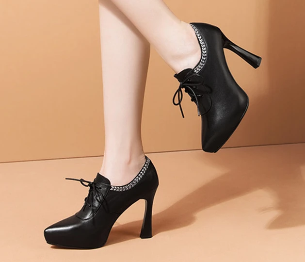 Women's Thin High Heel Pointed Toe Lace-up Pumps Autumn New Sexy Ladies Evening Dress Shoes Black White Heels Bead Decoration
Women's Thin High Heel Pointed Toe Lace-up Pumps Autumn New Sexy Ladies Evening Dress Shoes Black White Heels Bead Decoration