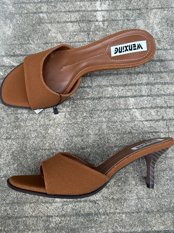 Faionable Thin High Heel Sandals Women's Outdoor Wear Summer New Arrival Flat Slippers round Toe Rubber Sole Comfortable oes
Faionable Thin High Heel Sandals Women's Outdoor Wear Summer New Arrival Flat Slippers round Toe Rubber Sole Comfortable oes