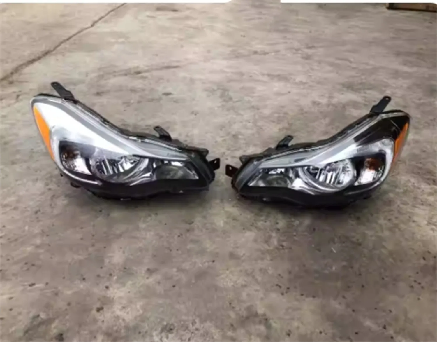 Ксеноновая фара для Subaru XV 12-17 DRL, дневные ходовые огни, сигнал поворота
Ксеноновая фара для Subaru XV 12-17 DRL, дневные ходовые огни, сигнал поворота