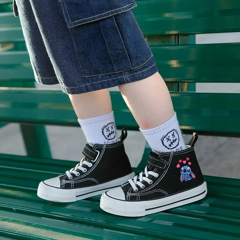 New High-top Lilo Stitch Sport Girl Boys Kids Canvas Shoes Disney Casual Cartoon comfort Shoes Children Print Boys Tennis Shoes
New High-top Lilo Stitch Sport Girl Boys Kids Canvas Shoes Disney Casual Cartoon comfort Shoes Children Print Boys Tennis Shoes