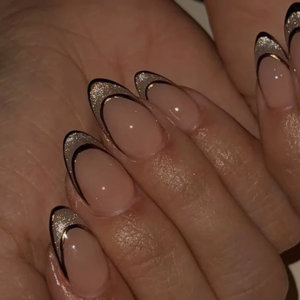 Sparkling Cat Eye French Gold Edge Wearable Nail Art Nude Short Almond Fake Nails Detachable Finished False Nails Press on Nails
Sparkling Cat Eye French Gold Edge Wearable Nail Art Nude Short Almond Fake Nails Detachable Finished False Nails Press on Nails