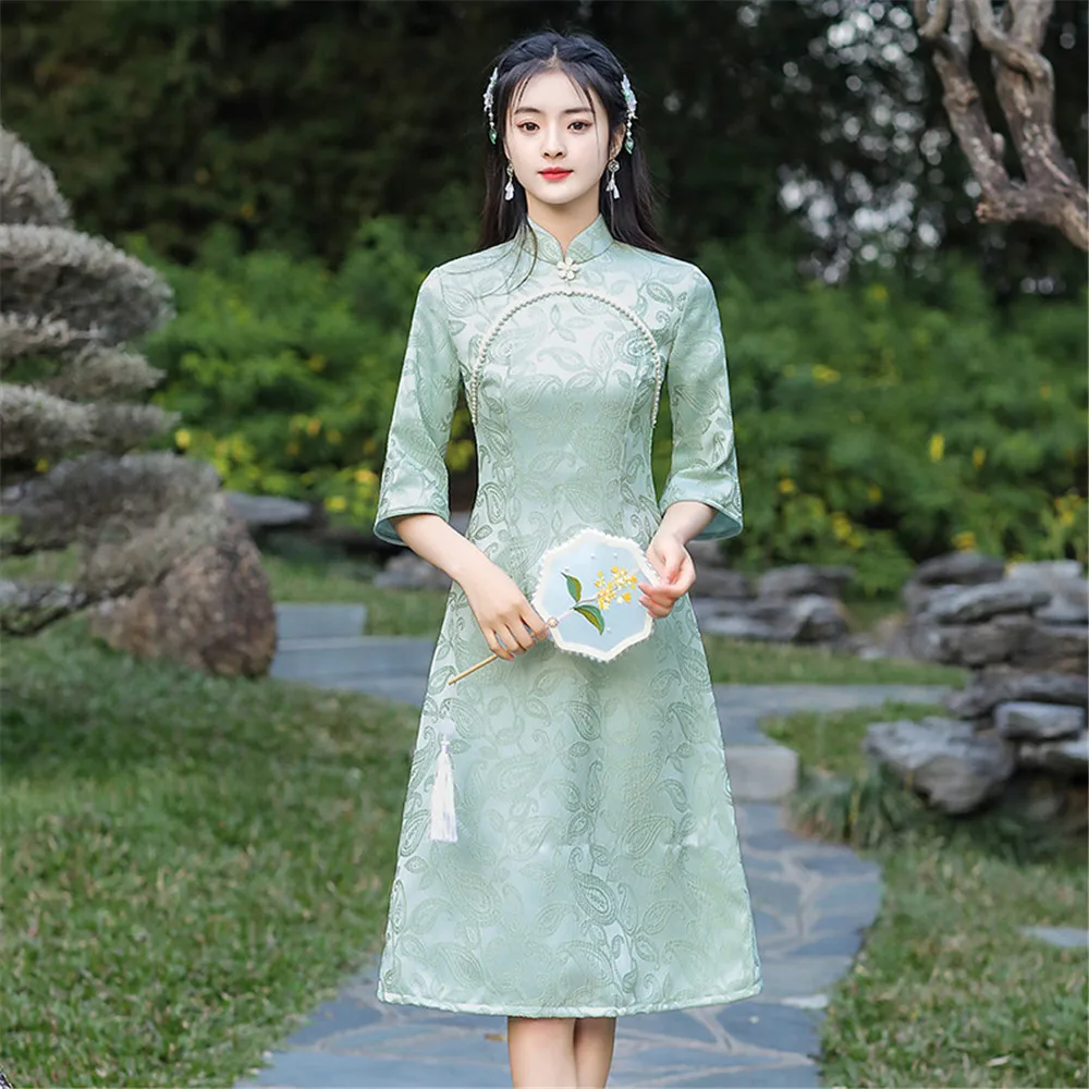 Chinese Traditiona Vintage Beaded Lace Improved Cheongsam Summer Half Sleeve Chiffon Qipao Dress Women Clothes
Chinese Traditiona Vintage Beaded Lace Improved Cheongsam Summer Half Sleeve Chiffon Qipao Dress Women Clothes