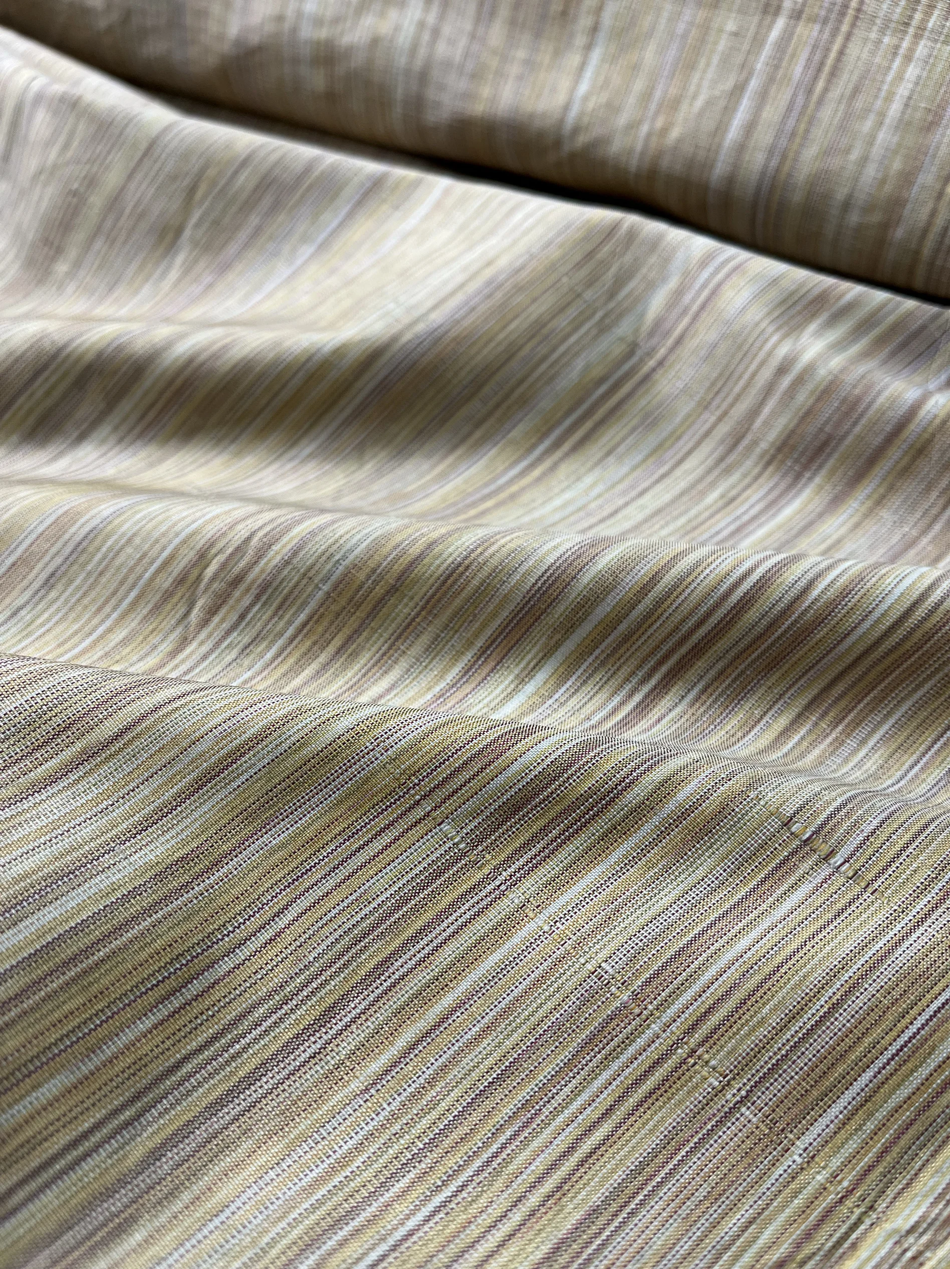 Цветная ткань из шелка и полиэстера (Larva Silk Polyester) шириной 114 см для одежды, рукоделия и домашнего декора
Цветная ткань из шелка и полиэстера (Larva Silk Polyester) шириной 114 см для одежды, рукоделия и домашнего декора