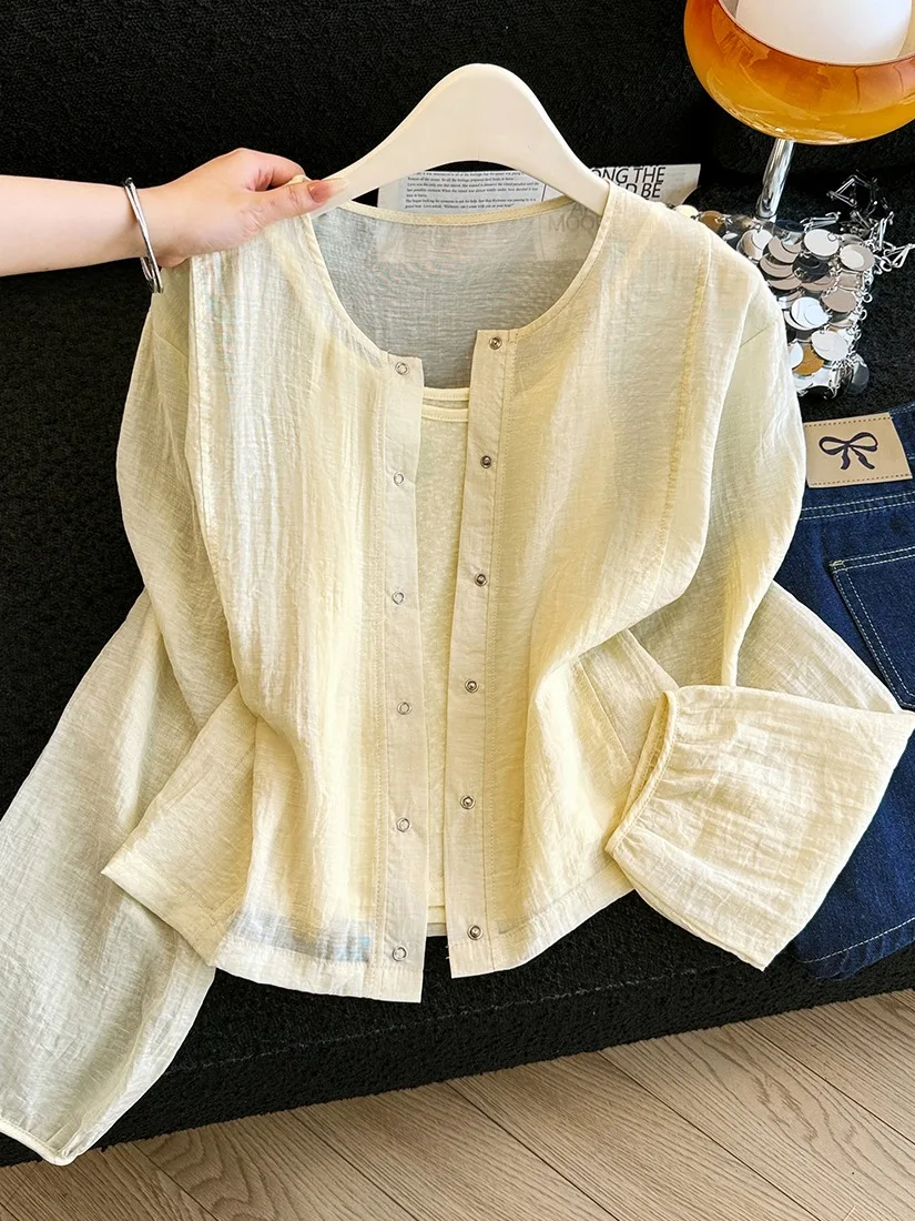 Sun Protection Linen Shirt Women Summer Thin Korean Style Small Halter Vest Air Conditioning Sweater round Neck Open Cardigan...
Sun Protection Linen Shirt Women Summer Thin Korean Style Small Halter Vest Air Conditioning Sweater round Neck Open Cardigan...