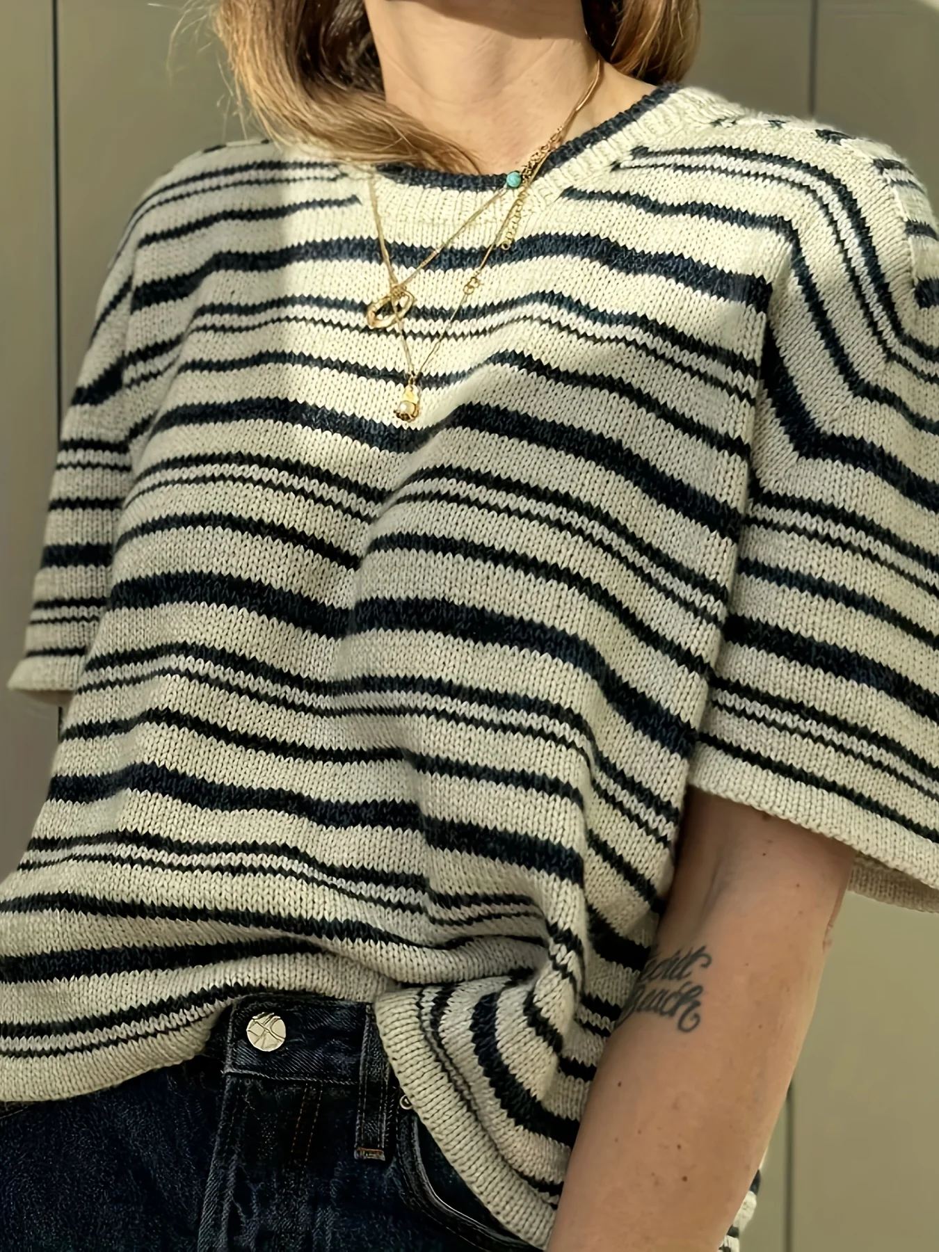 Пуловер с изображением зебры, вязаный топ с короткими рукавами, женский полосатый топ, весна-лето, простой повседневный вязаный топ с короткими рукавами
Пуловер с изображением зебры, вязаный топ с короткими рукавами, женский полосатый топ, весна-лето, простой повседневный вязаный топ с короткими рукавами