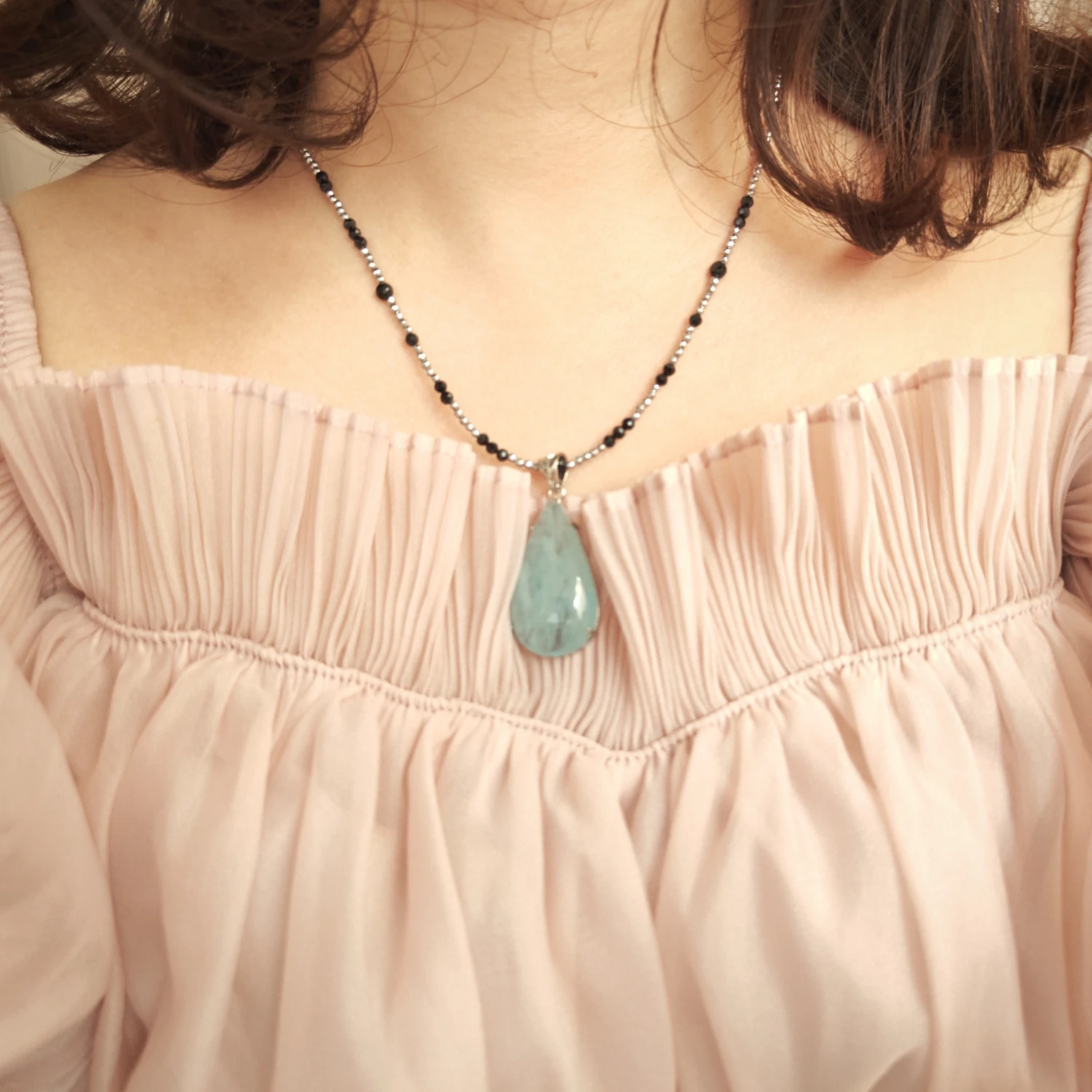 Lii Ji Natural Black Spinel Hematite With Chrysocolla Or Aquamarine Pendant 925 Sterling Silver Necklace 45+5cm Women Jewelry
Lii Ji Natural Black Spinel Hematite With Chrysocolla Or Aquamarine Pendant 925 Sterling Silver Necklace 45+5cm Women Jewelry
