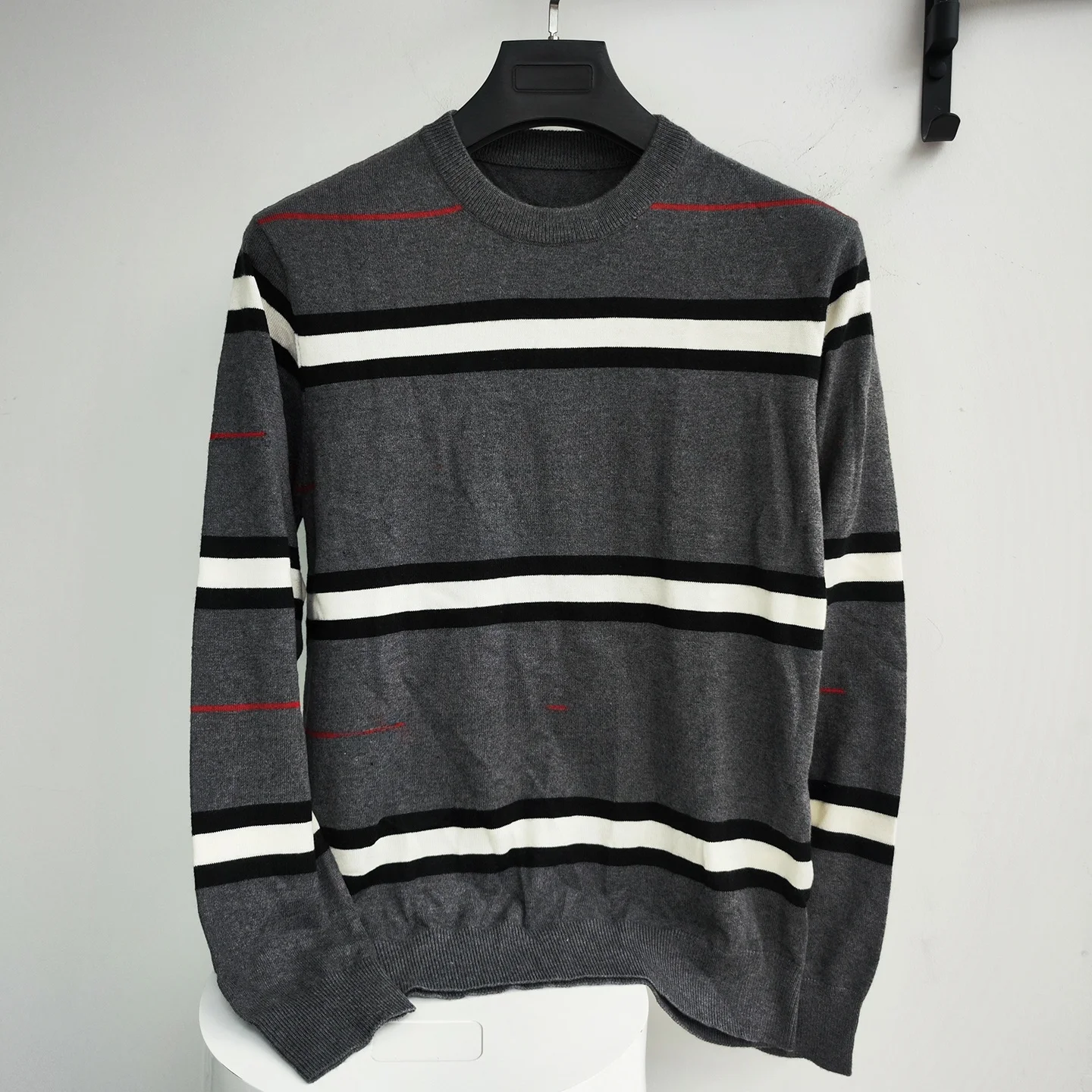 Yajia Мужской вязаный шерстяной свитер 00% чистая шерсть Гладкая ручная работа Бренд Tagl Осень Зима Повседневная одежда Длинный свек круглый Ne
Yajia Мужской вязаный шерстяной свитер 00% чистая шерсть Гладкая ручная работа Бренд Tagl Осень Зима Повседневная одежда Длинный свек круглый Ne