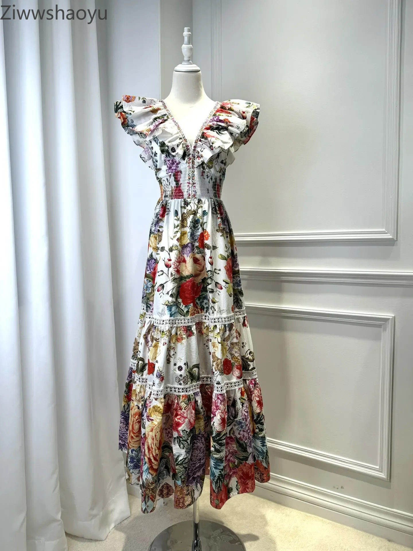 Women's Robe 2024 New Spring Summer Cotton Flower Printed Beaded Lace-up Elastic Waist V-Neck Casual Flying Sleeve Long Dress
Women's Robe 2024 New Spring Summer Cotton Flower Printed Beaded Lace-up Elastic Waist V-Neck Casual Flying Sleeve Long Dress