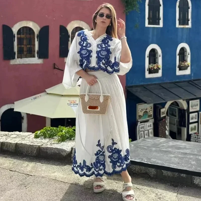 2 Piece Set Skirts for Women Fashion Blue Floral Embroidery Blouse Casual Loose V Neck Single Breasted Shirt Chic Long Skirt Set
2 Piece Set Skirts for Women Fashion Blue Floral Embroidery Blouse Casual Loose V Neck Single Breasted Shirt Chic Long Skirt Set