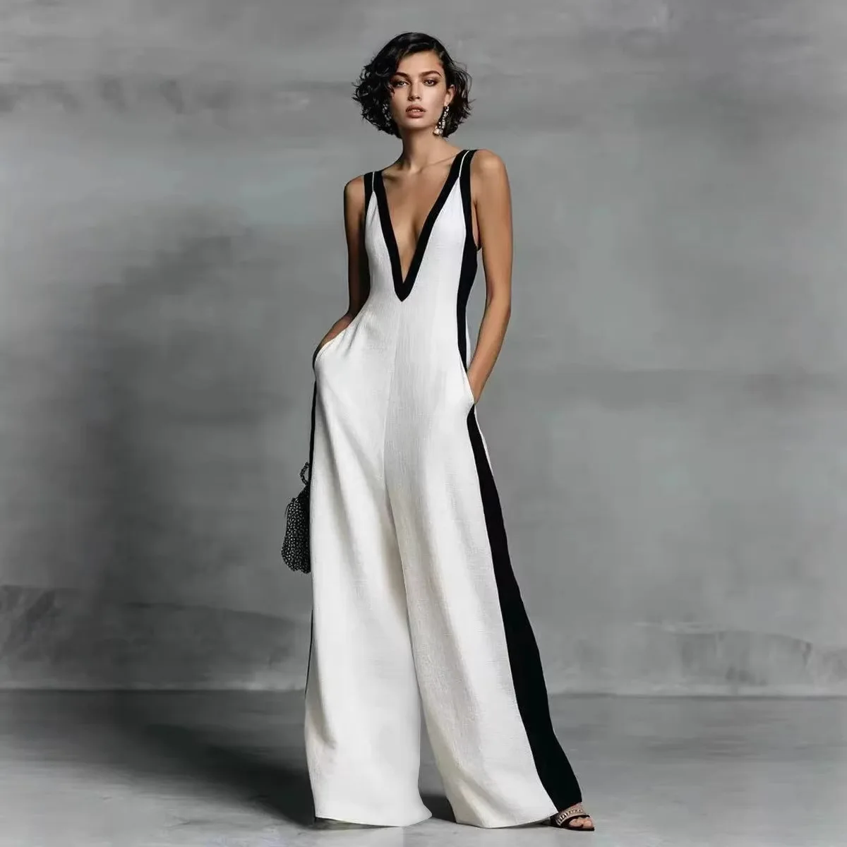 2026 summer new arrival: fashionable sleeveless women's v-neck color block wide-leg jumpsuit
2026 summer new arrival: fashionable sleeveless women's v-neck color block wide-leg jumpsuit