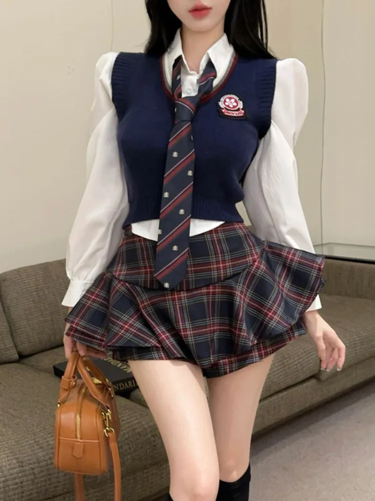American Style JK Uniform Set Knitted Vest Long Sleeve Plaid Shirt High Waist Skirt College Three Piece Set Women's Clot...
American Style JK Uniform Set Knitted Vest Long Sleeve Plaid Shirt High Waist Skirt College Three Piece Set Women's Clot...