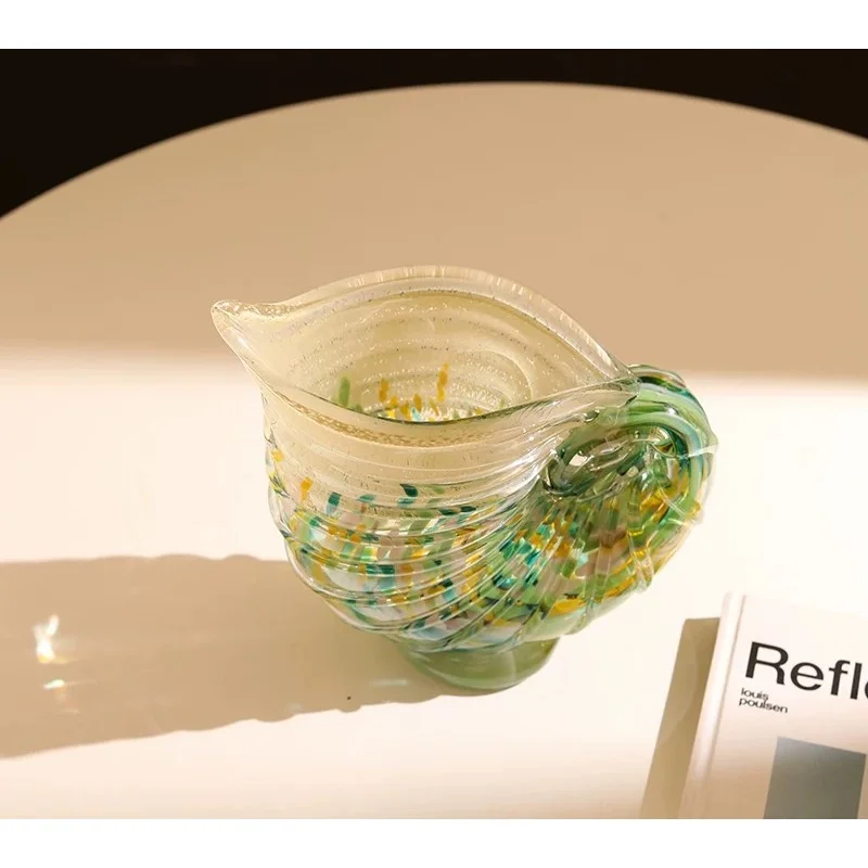 glass vase Luxurious high-end design piece sense elegance.Smallunique decorative item living room tabletop Artisticappearance
glass vase Luxurious high-end design piece sense elegance.Smallunique decorative item living room tabletop Artisticappearance
