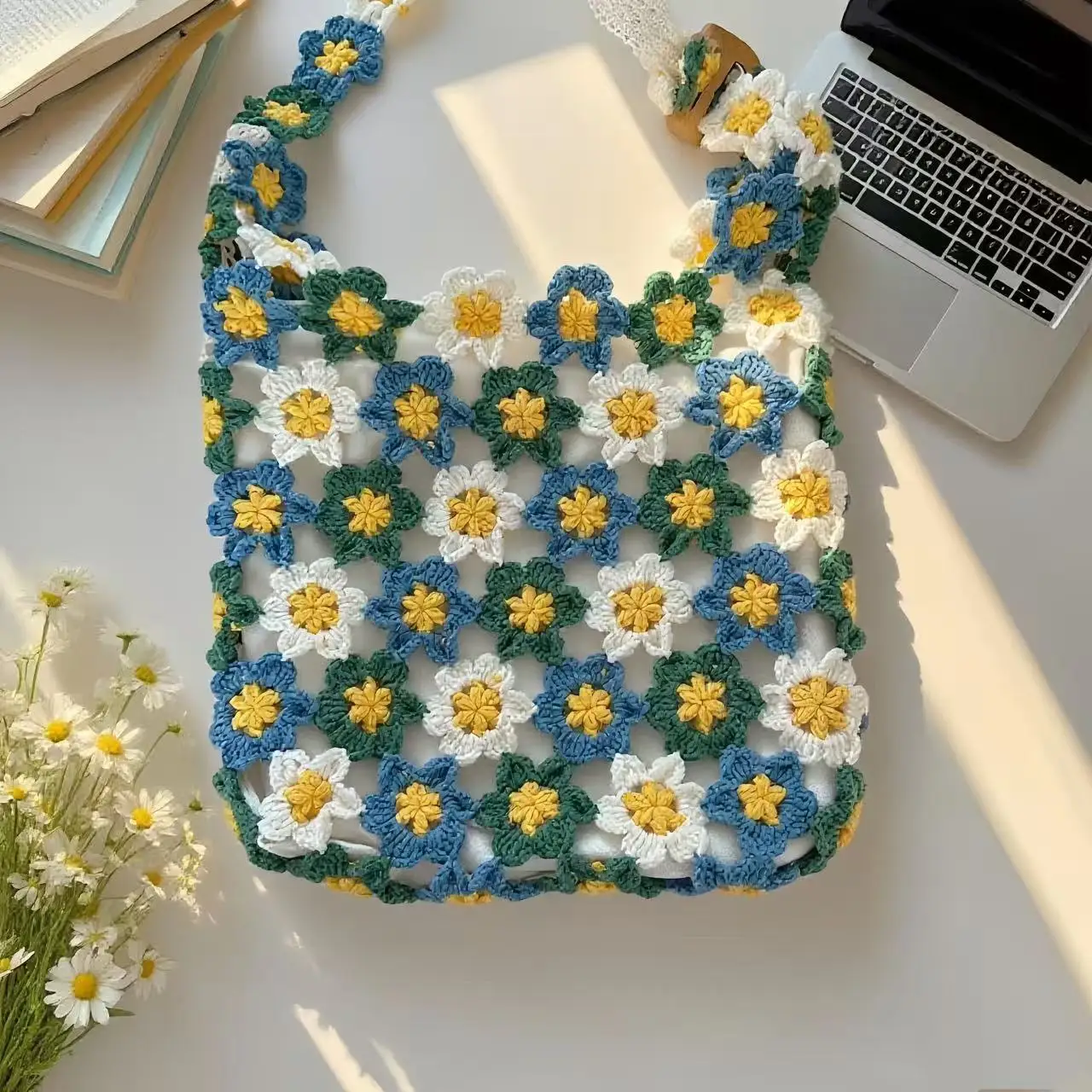 Cross-border hot-selling handmade crochet ocean conch shell bag, women's crossbody bag, finished crochet shoulder bag
Cross-border hot-selling handmade crochet ocean conch shell bag, women's crossbody bag, finished crochet shoulder bag