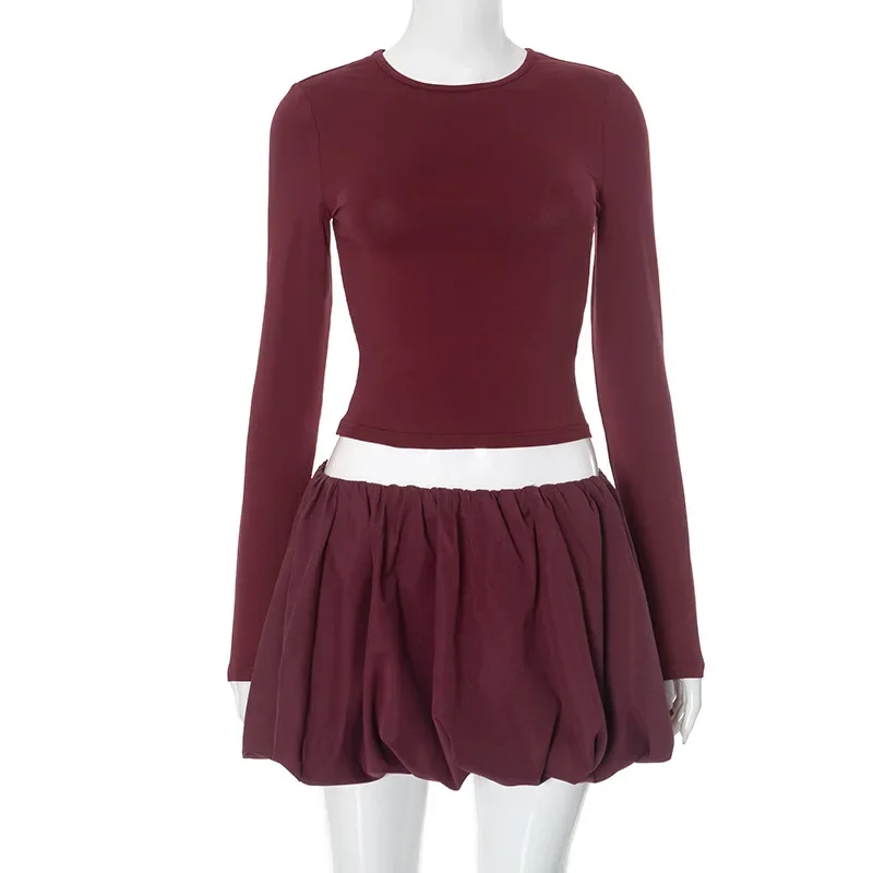 Women Burgundy 2 Piece Set Sexy O-neck Full Sleeve Twist Backless T-shirt Crop Tops + Min Bud Skirts Casual Streetwear Suits
Women Burgundy 2 Piece Set Sexy O-neck Full Sleeve Twist Backless T-shirt Crop Tops + Min Bud Skirts Casual Streetwear Suits