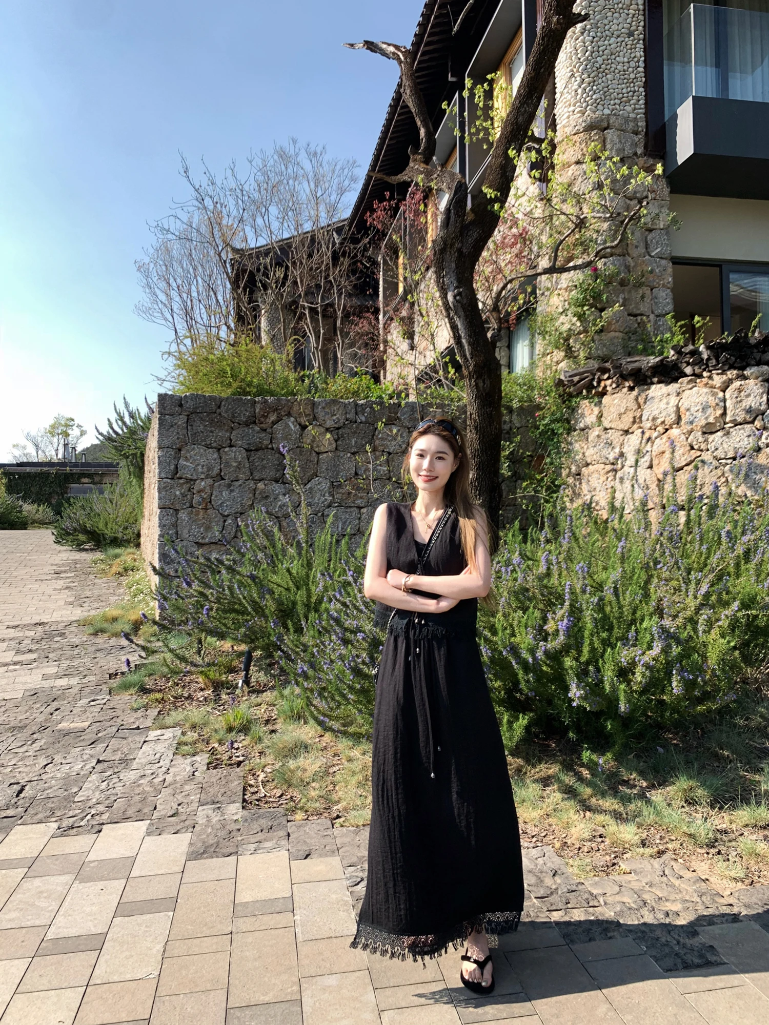 Комплект из жилета с поясом и юбки из кружевного плетения для женщин от Xiao Jun Jun Brittany Art Journey Faion, летний...
Комплект из жилета с поясом и юбки из кружевного плетения для женщин от Xiao Jun Jun Brittany Art Journey Faion, летний...