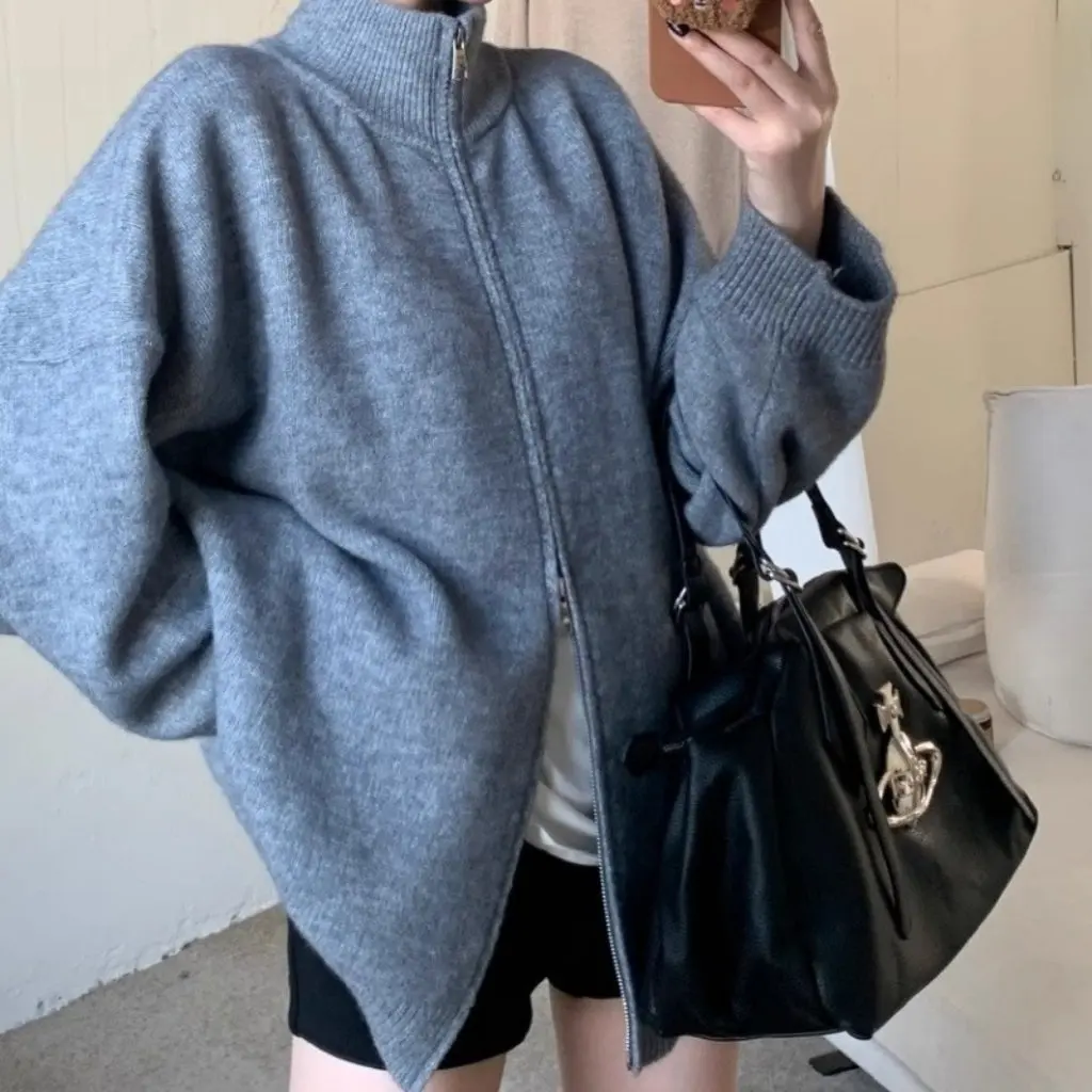Women's Grey Vertical Collar Sweater Cardigan Lazy Style Loose Casual Double Zip Knitted Coat High Collar Top for Autumn Winter
Women's Grey Vertical Collar Sweater Cardigan Lazy Style Loose Casual Double Zip Knitted Coat High Collar Top for Autumn Winter