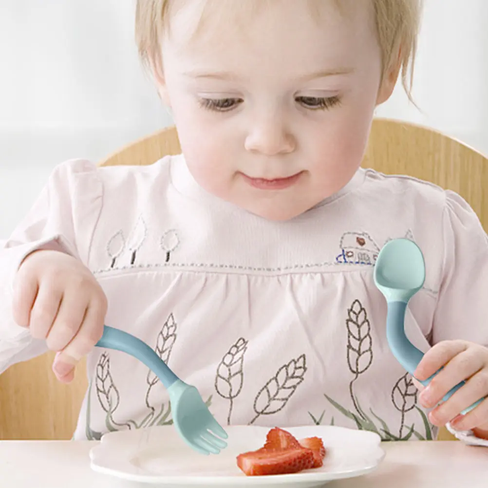 2 set Baby Bendable Spoon Fork Kit Child Tableware Feeding Toddlers Green Elbow Training NonSlip Handle Safe Material
2 set Baby Bendable Spoon Fork Kit Child Tableware Feeding Toddlers Green Elbow Training NonSlip Handle Safe Material