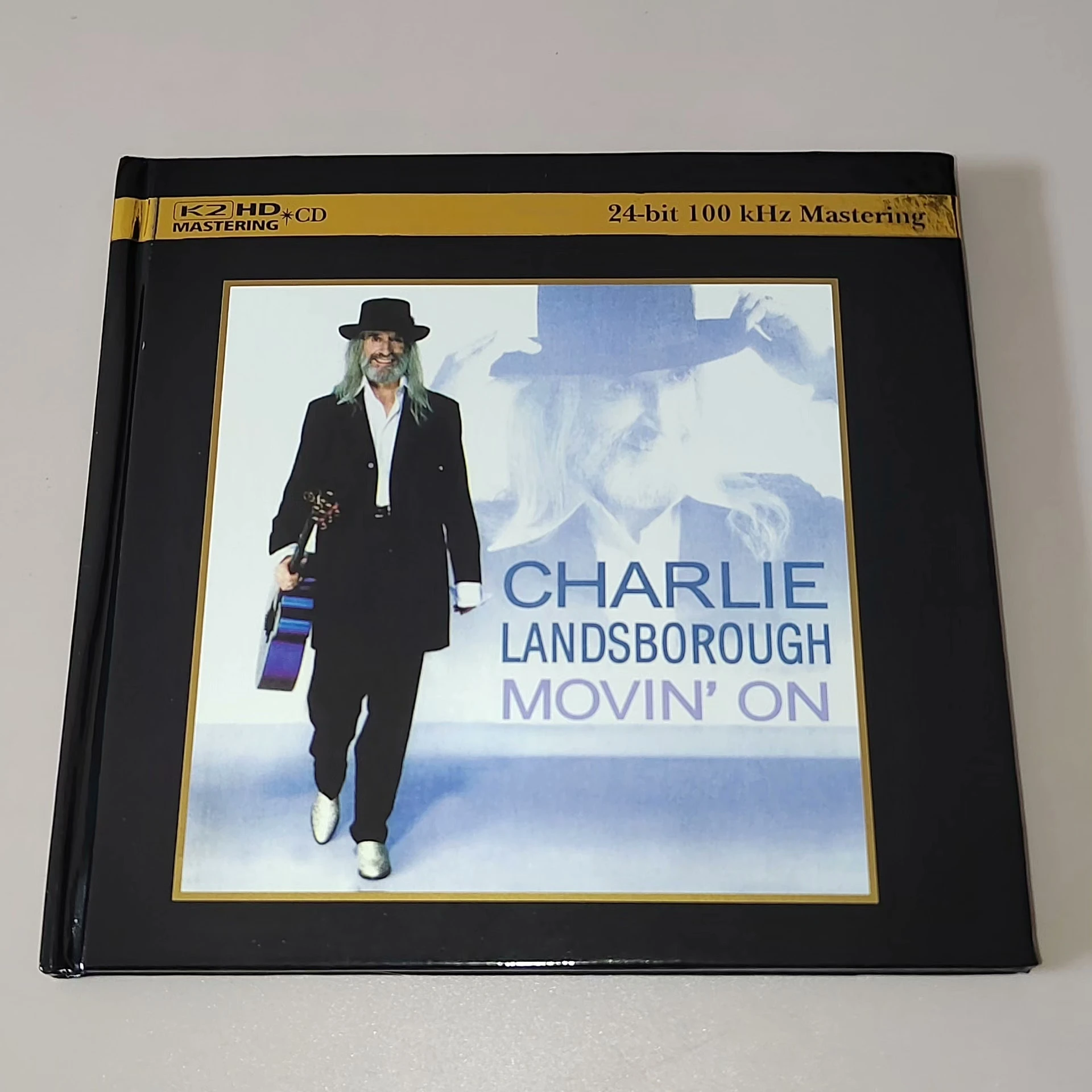 Country Charlie Landsborough Music CD Movin' On Album Leave Me Music Record Cosplay Walkman Car Soundtracks Box Party Music Gift
Country Charlie Landsborough Music CD Movin' On Album Leave Me Music Record Cosplay Walkman Car Soundtracks Box Party Music Gift